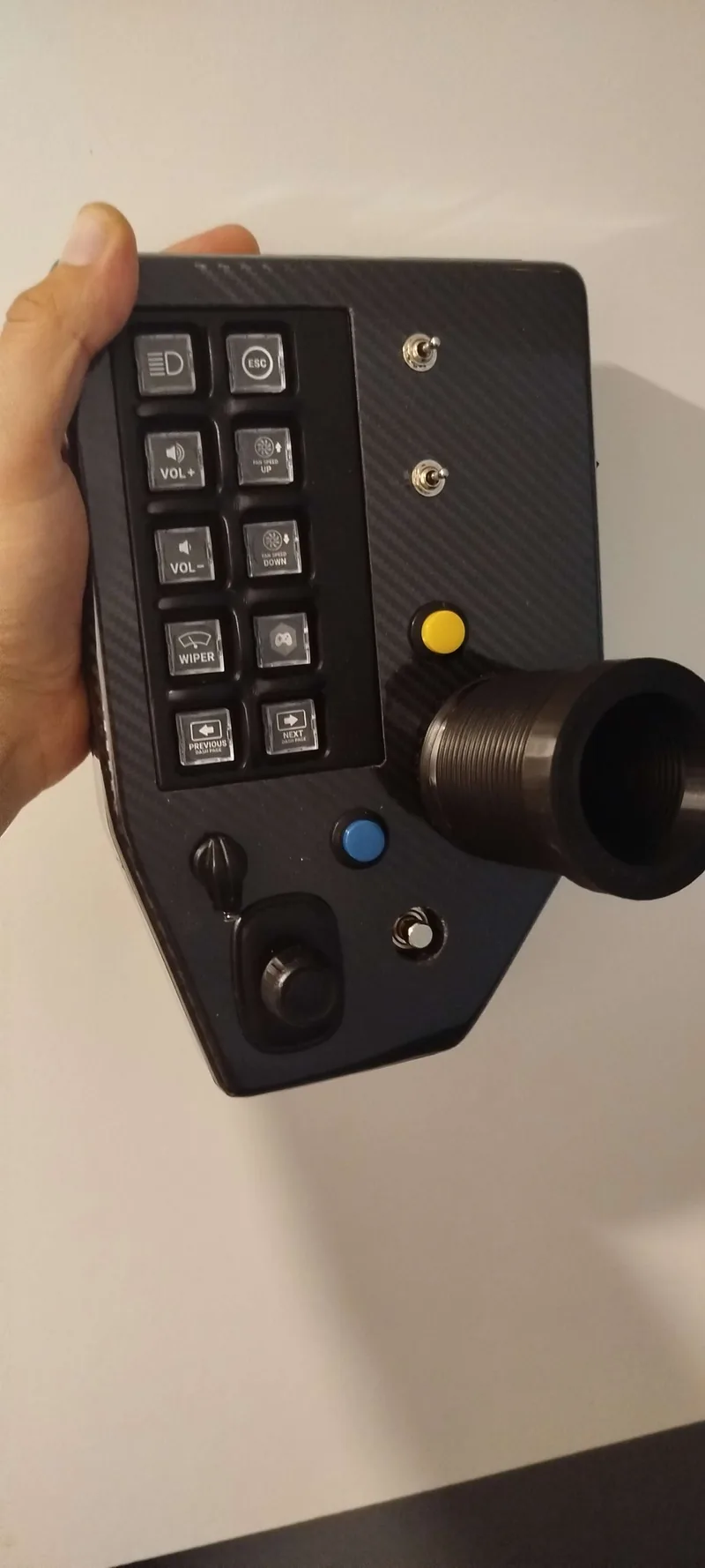 Réalisation d'un membre — Button box